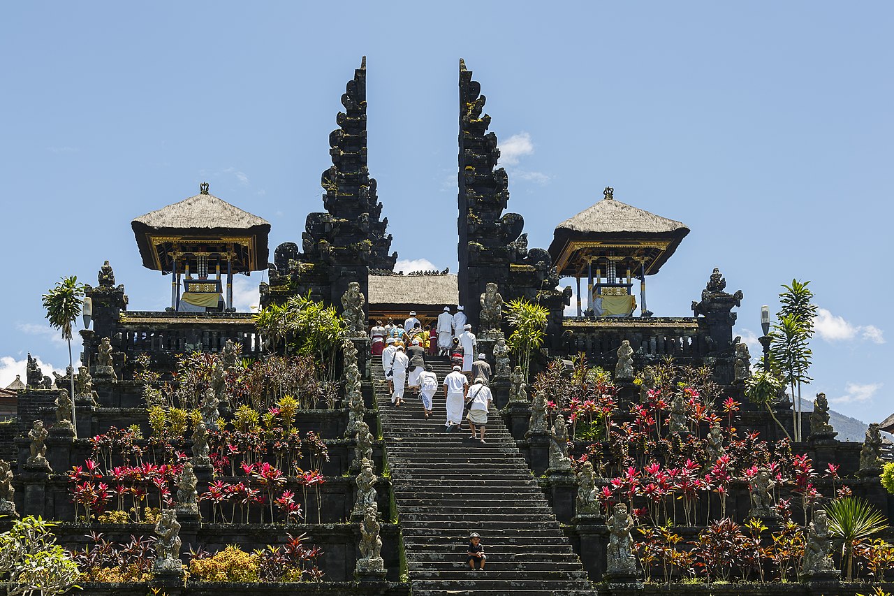 8 Best Temples to Visit in Bali for Spirituality and Cultural Bliss